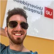 Ciao! Vivo a Lisbona, studio Psicologia in portoghese e offro lezioni personalizzate per imparare o migliorare il tuo portoghese